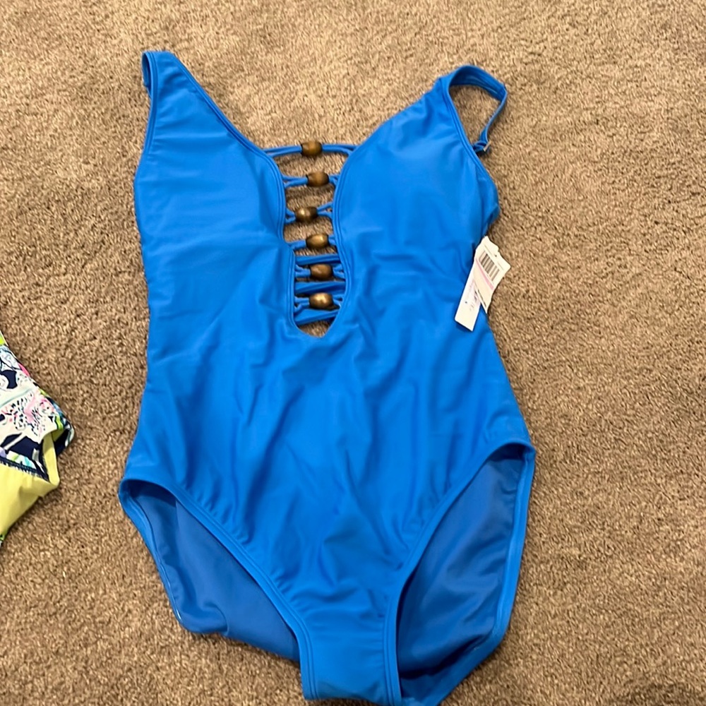 Bleu Rod Beattie swim size 6